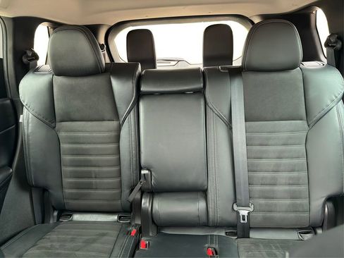 Used 2023 Mitsubishi Outlander SE AWD/4WD image 15