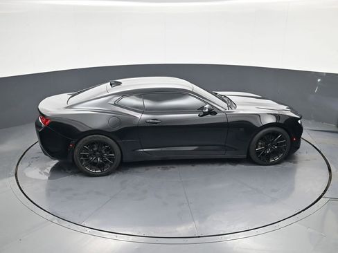 Used 2018 Chevrolet Camaro LT image 30
