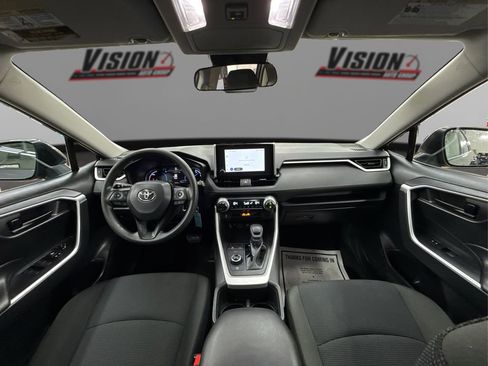 Used 2023 Toyota RAV4 LE image 27
