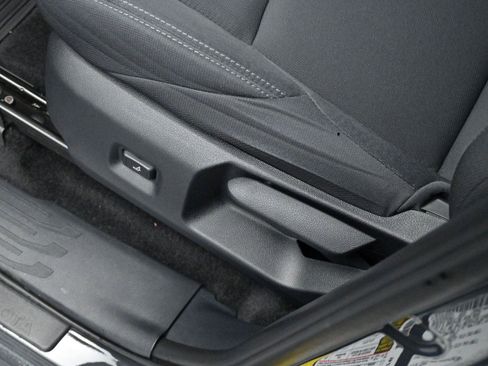 Used 2024 Toyota Tacoma SR5 image 13