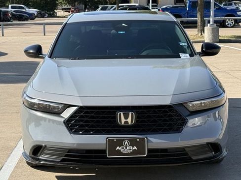 Used 2025 Honda Accord Sport image 8
