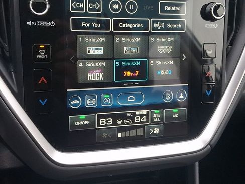 Used 2024 Subaru Crosstrek 2.0i Premium image 16