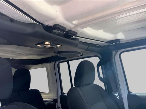 Used 2020 Jeep Wrangler Unlimited Sport S AWD/4WD image 14