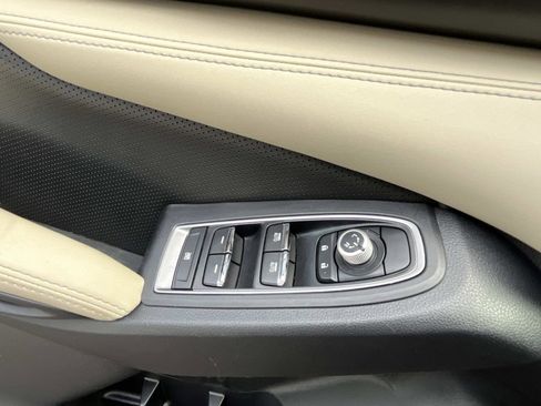 Used 2020 Subaru Ascent Limited w/ Popular Package #4 image 28