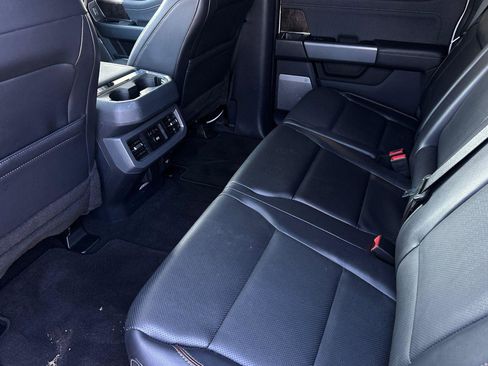 Used 2024 Ford F250 Lariat w/ Lariat Ultimate Package image 12