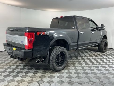 Used 2018 Ford F350 Platinum w/ Platinum Ultimate Package image 4