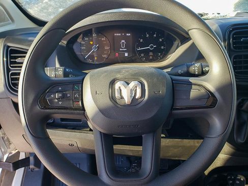 Used 2024 RAM ProMaster 2500 image 22