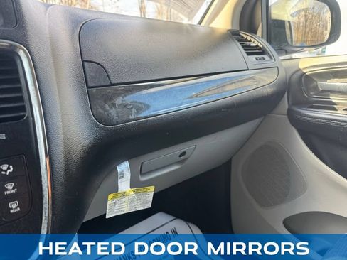 Used 2014 RAM C/V Tradesman FWD image 24