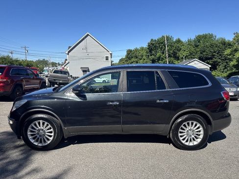 Used 2010 Buick Enclave CXL w/ Trailering Provision Package AWD/4WD image 5