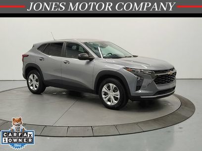 Used 2024 Chevrolet Trax LS w/ Driver Confidence Package
