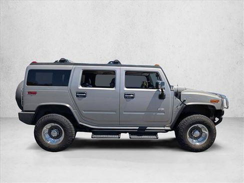 Used 2005 HUMMER H2 w/ Preferred Equipment Group AWD/4WD image 4