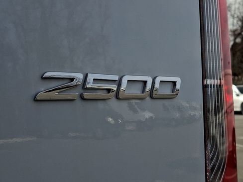 New 2026 Mercedes-Benz Sprinter 2500 image 19