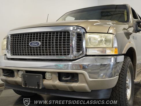 Used 2002 Ford Excursion Limited RWD image 22