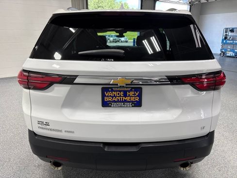Used 2023 Chevrolet Traverse LT AWD/4WD image 6