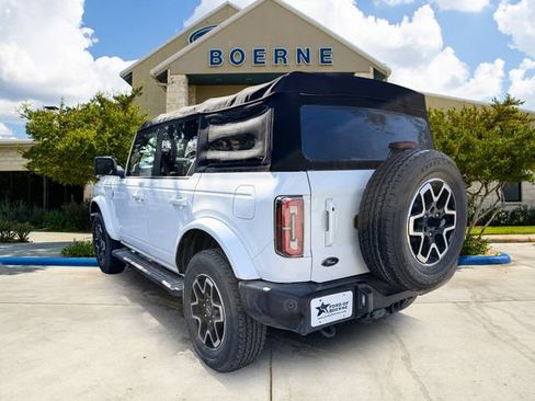 Used 2022 Ford Bronco Outer Banks AWD/4WD image 3