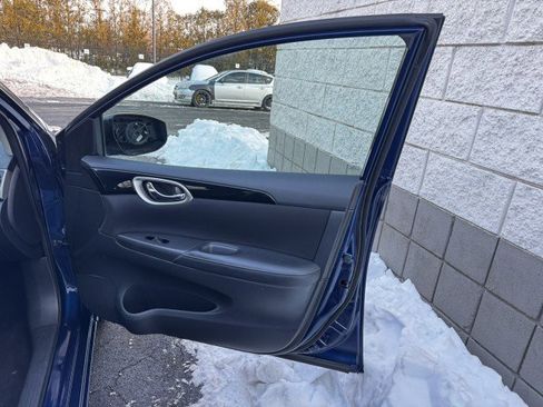 Used 2018 Nissan Sentra SV image 14