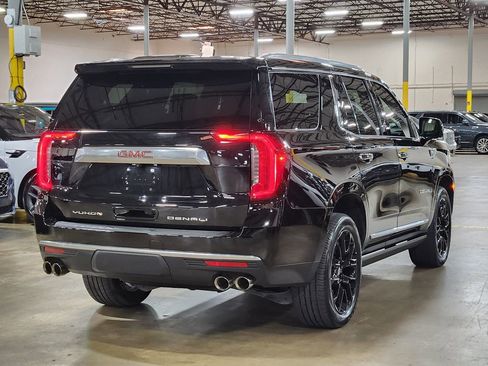 Used 2022 GMC Yukon Denali AWD/4WD image 8