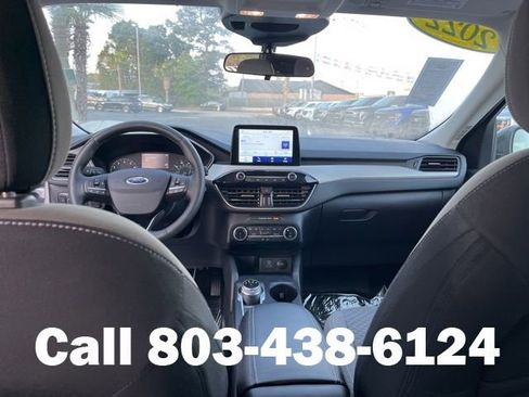 Used 2022 Ford Escape SE w/ SE Sport Appearance Package FWD image 15