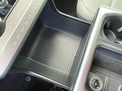 Used 2025 Ford Expedition Max Active image 48