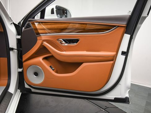 New 2026 Bentley Flying Spur image 42