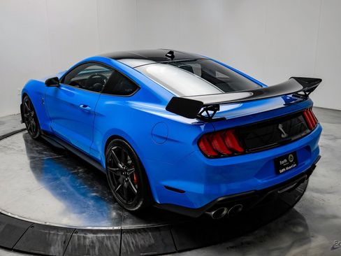 Used 2022 Ford Mustang Shelby GT500 w/ Carbon Fiber Track Pack image 14