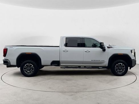 Used 2024 GMC Sierra 3500 SLE w/ SLE Convenience Package AWD/4WD image 6