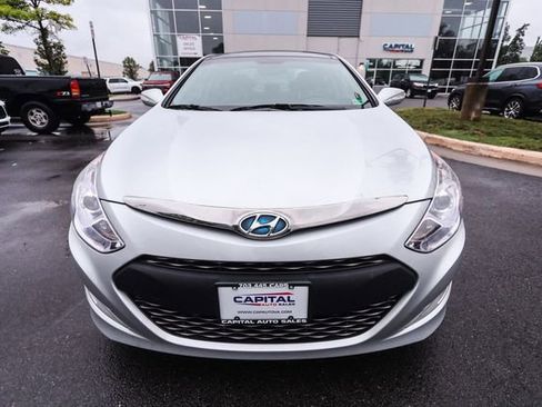 Used 2013 Hyundai Sonata Limited w/ Panoramic Sunroof Pkg FWD image 19