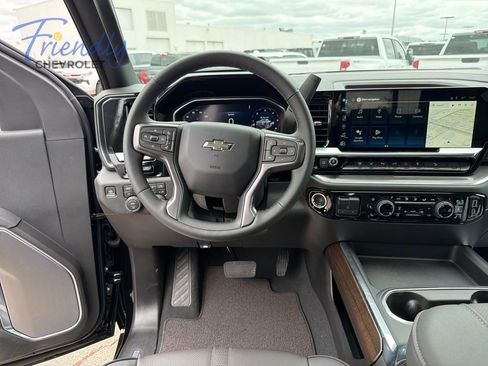 New 2026 Chevrolet Silverado 3500 High Country w/ High Country Premium Package AWD/4WD image 25