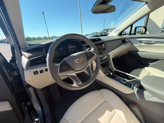 Used 2024 Cadillac XT5 Premium Luxury FWD image 11