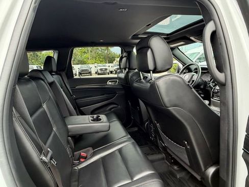 Used 2021 Jeep Grand Cherokee Limited AWD/4WD image 15