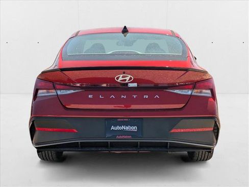 New 2025 Hyundai Elantra Sport image 8