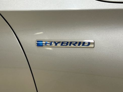 Used 2019 Honda Accord Hybrid image 8