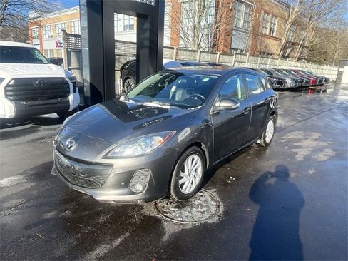 Used 2013 MAZDA MAZDA3 i Grand Touring image 4
