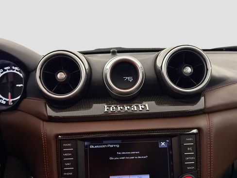 Used 2016 Ferrari California T RWD image 25