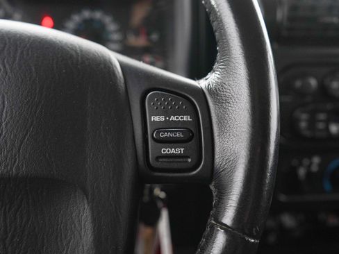Used 2006 Jeep Wrangler Unlimited Rubicon AWD/4WD image 21