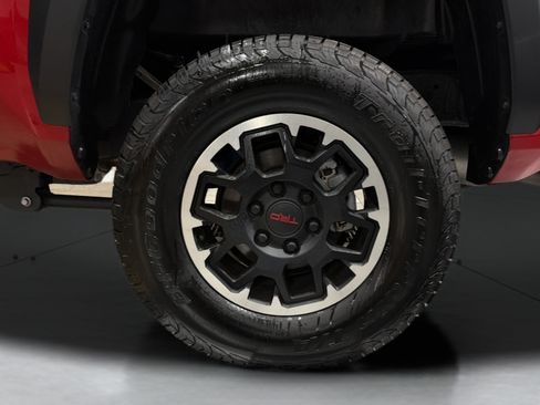 Used 2026 Toyota Tacoma TRD Off-Road AWD/4WD image 27