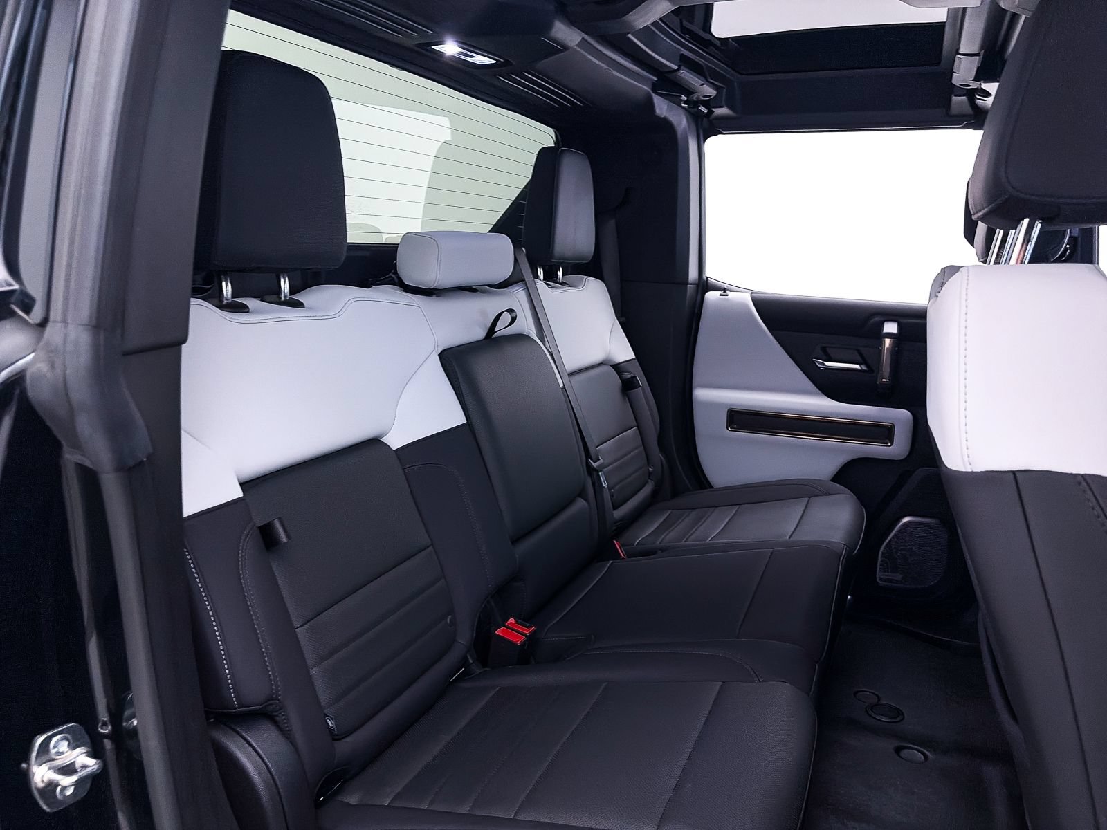 Used 2025 GMC Hummer EV 3X AWD/4WD image 38