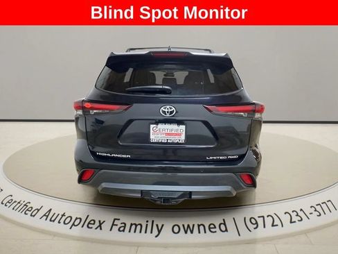 Used 2024 Toyota Highlander Limited AWD/4WD image 4