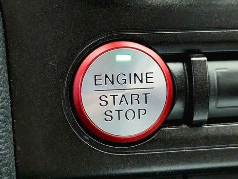Used 2019 Ford Mustang GT RWD image 14