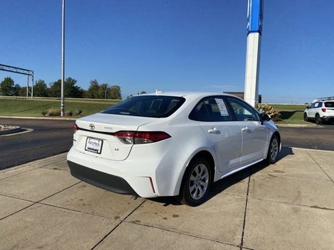 Used 2024 Toyota Corolla LE image 10