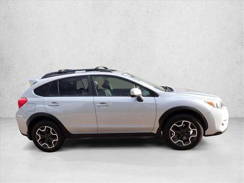 Used 2014 Subaru Crosstrek 2.0i Limited AWD/4WD image 5
