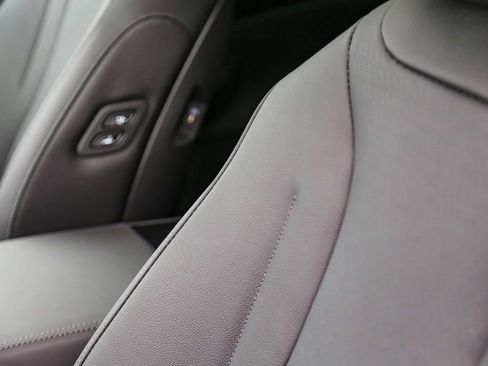 Certified 2025 Kia Carnival SX Prestige FWD image 19