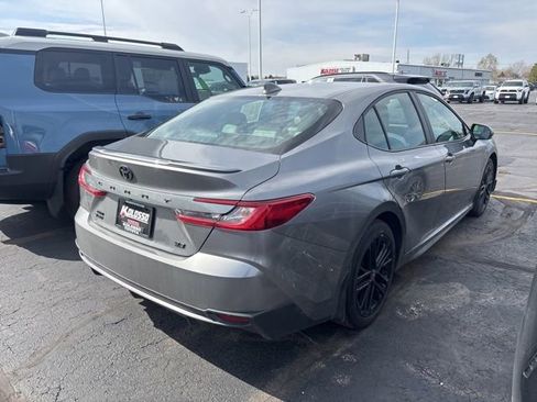 Used 2025 Toyota Camry SE w/ Multimedia Upgrade Package image 6