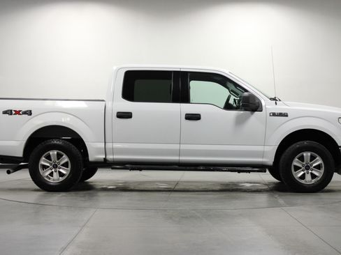 Used 2015 Ford F150 XLT AWD/4WD image 3