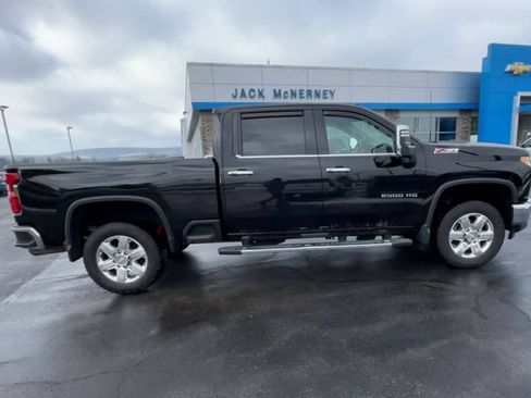 Used 2023 Chevrolet Silverado 2500 LTZ w/ LTZ Convenience Package AWD/4WD image 9