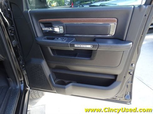 Used 2018 RAM 2500 Laramie w/ Sport Appearance Group AWD/4WD image 32