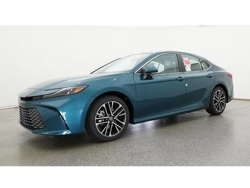 New 2026 Toyota Camry XLE image 17