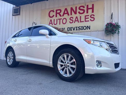 Used 2009 Toyota Venza FWD image 1
