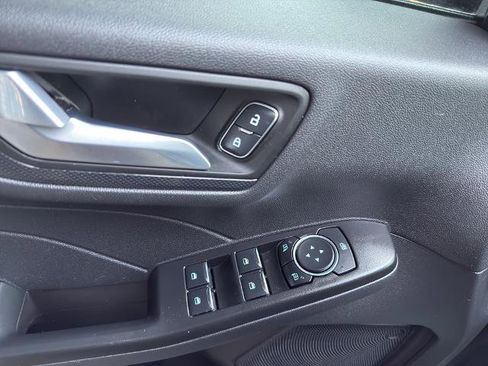 Certified 2025 Ford Escape ST-Line image 15