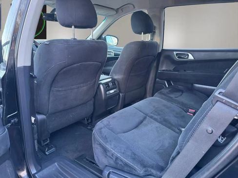 Used 2016 Nissan Pathfinder SV AWD/4WD image 20